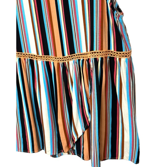 439 - WEEKEND SUZANNE BETRO TOP - Picture 14 of 14